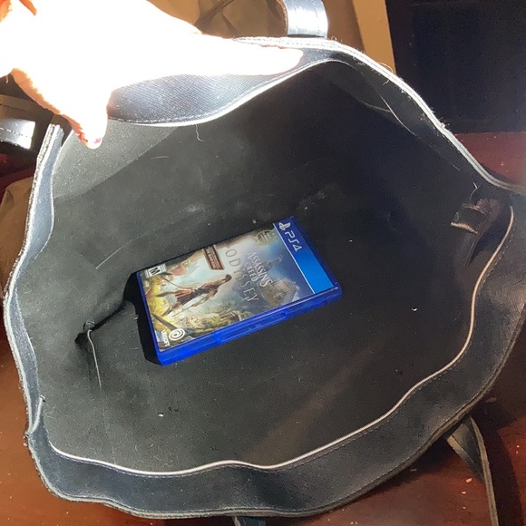 Large Black Tote - Picture 7 of 8